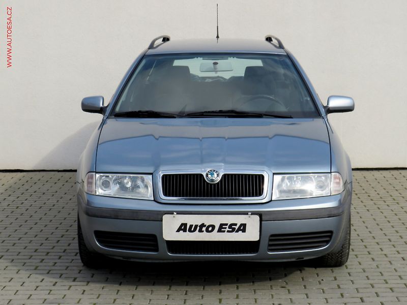 Škoda Octavia (2001) 2.0i - fotka 2 z 3