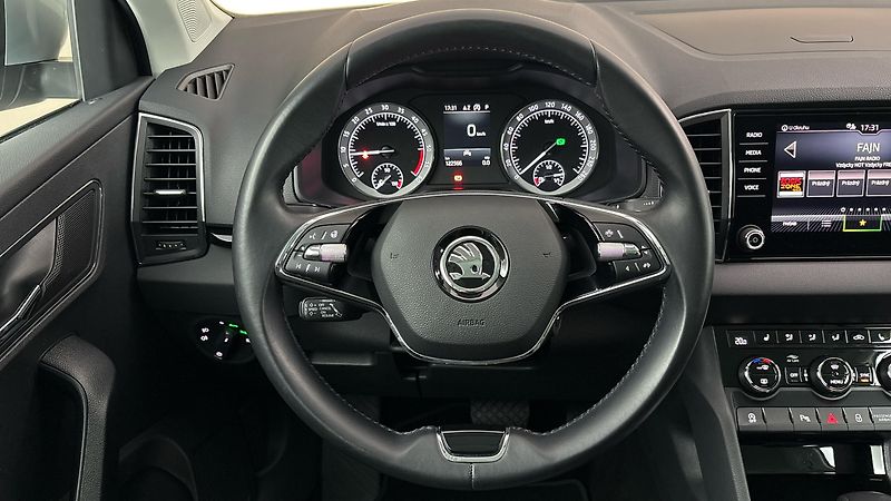 Škoda Karoq 2.0 TDI DSG 4x4 Style - fotka 9 z 27