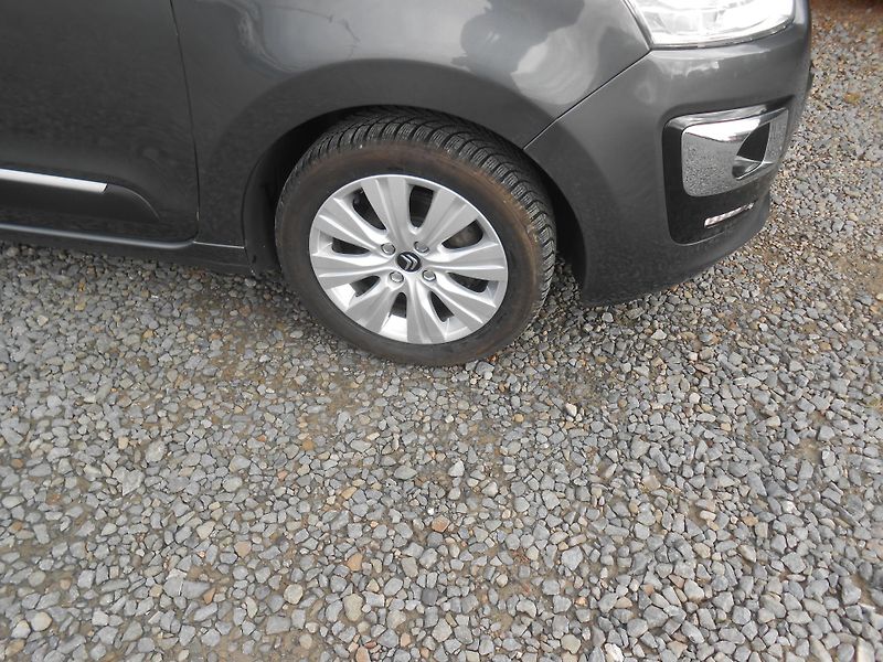 Citroën C3 Picasso 1.6HDi, Tažné,KLIMA!! - fotka 12 z 40