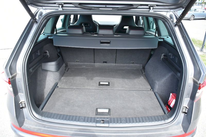 Škoda Kodiaq (2024) RS 2.0 TSI 180 kW 4x4 DSG - fotka 28 z 34