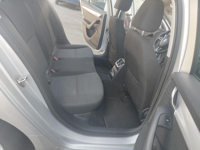 Škoda Octavia III.1.6TDI,volat-608 081 843 - fotka 16 z 16