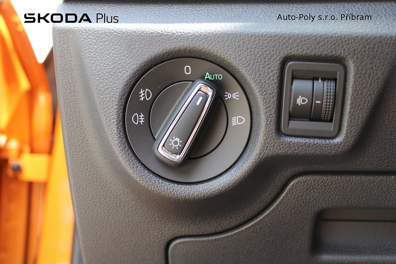Škoda Kamiq (2025) Top Selection 1.0TSI / 85kW 6° - fotka 12 z 21