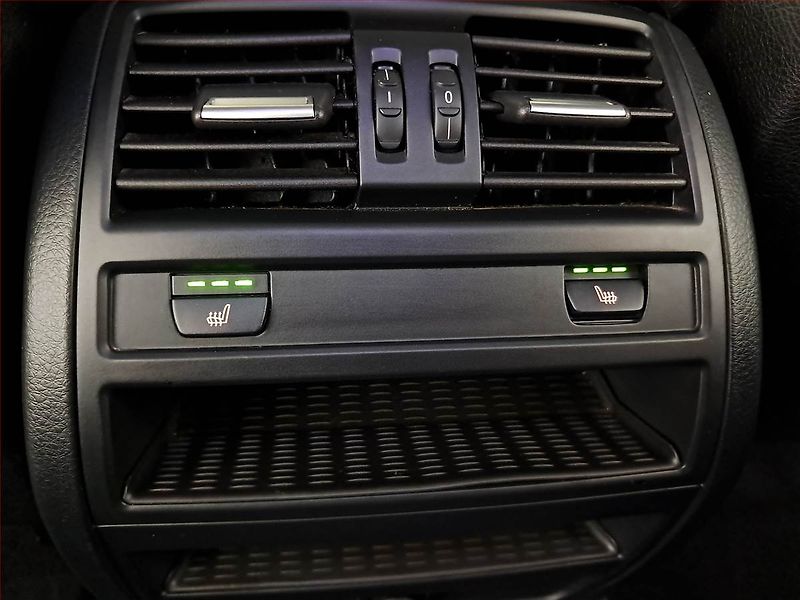 BMW Řada 5 (2012) 520d, Automat, Kůže, Navi - fotka 23 z 23