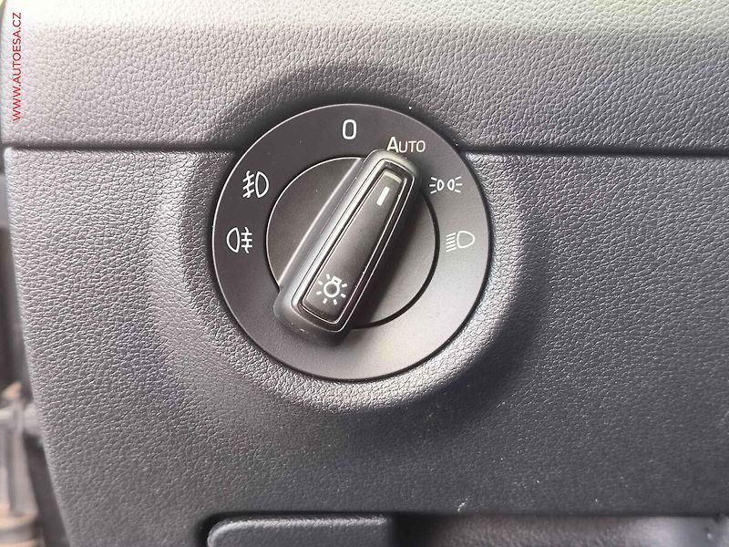 Škoda Octavia (2020) 1.5 TSi, ČR, Ambition, DSG - fotka 15 z 18