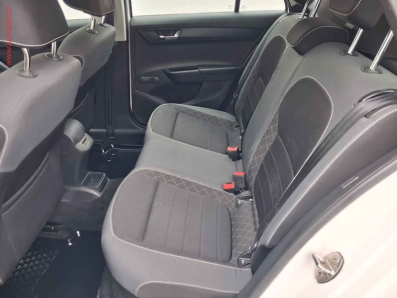 Škoda Fabia (2022) 1.0 TSi, ČR, Ambition, STK7 - fotka 10 z 17