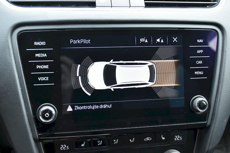 Škoda Octavia (2019) Combi Style 2.0 TDI 110kW DSG - fotka 19 z 34