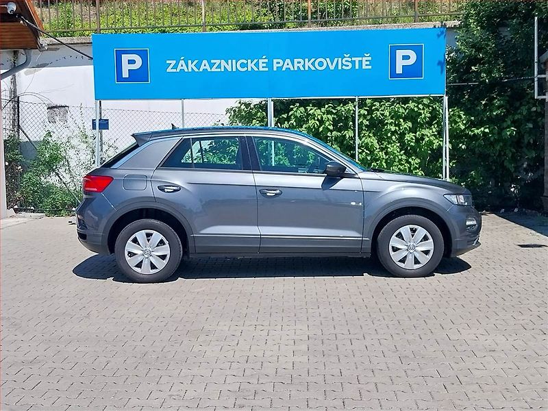 Volkswagen T-Roc (2018) 1.0 TSI, Tempomat - fotka 6 z 16