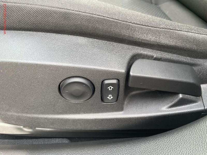 Opel Insignia (2015) 2.0 CDTi, ČR - fotka 20 z 22