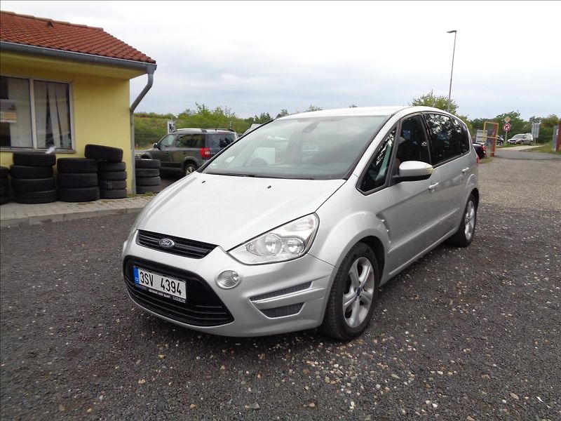 Ford S-MAX 2,0 - fotka 3 z 15
