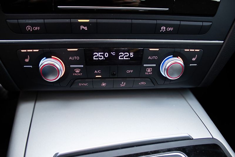 Audi A6 DPH, servis, 2 sada kol - fotka 26 z 43