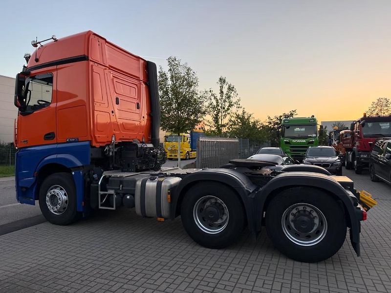 Mercedes-Benz Actros (2022) 2663 LS 6x4 tahač 68t hydr. - fotka 11 z 22