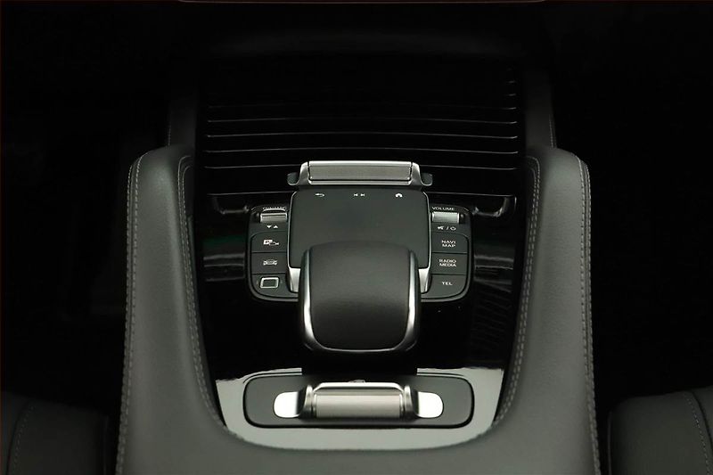 Mercedes-Benz GLE (2025) 350 de 4MATIC - fotka 22 z 31