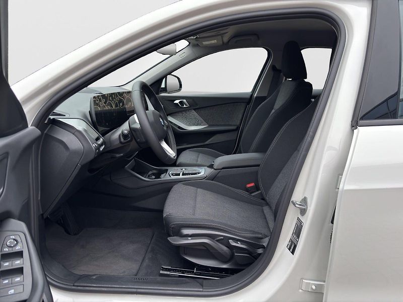 BMW Řada 1 120 Adaptive LED ParkAs. DrivA - fotka 11 z 17