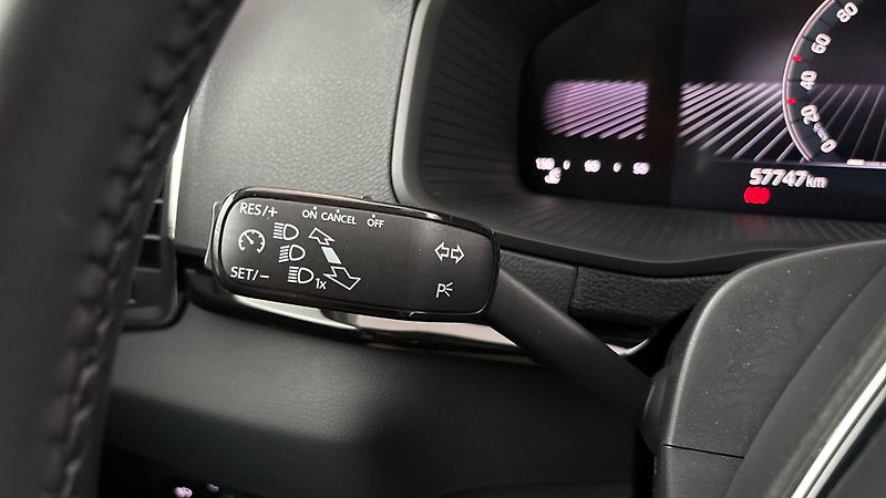 Škoda Karoq 2.0 TDI Style - fotka 14 z 25