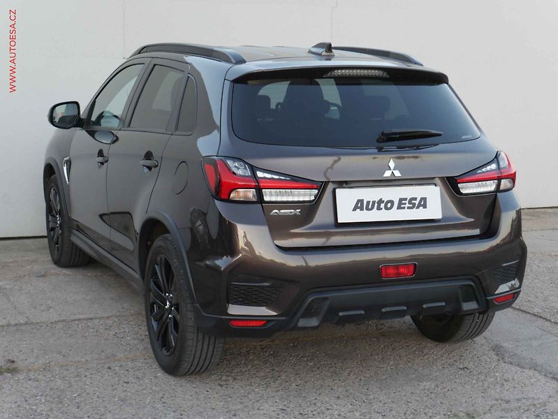 Mitsubishi ASX (2020) 2.0 MiVEC 4x4, AT, LED, navi - fotka 4 z 18