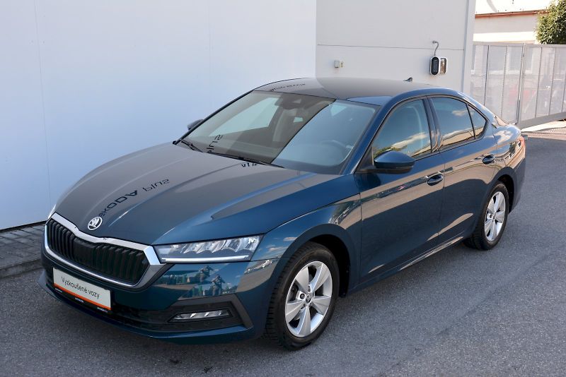 Škoda Octavia (2022) 1.5 TSI Ambition PLUS - fotka 8 z 26