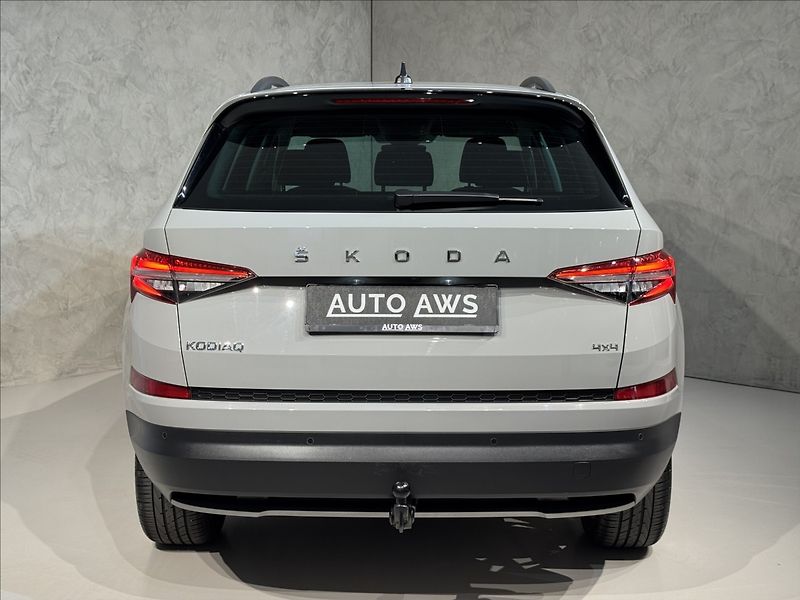 Škoda Kodiaq 2,0 TDi  DSG 4x4 Tour Assist K - fotka 8 z 48