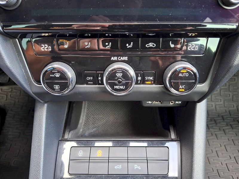 Škoda Octavia (2017) Combi Style Plus 1,4TSi 110kW - fotka 30 z 35