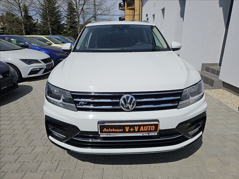 Volkswagen Tiguan Allspace 2,0 TDi R LINE DSG  4X4 NAVI - fotka 2 z 45