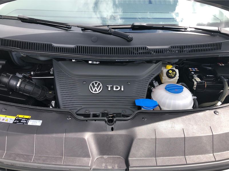 Volkswagen Caravelle (2025) 6,1 TL TDI 4MOT DSG DR - fotka 28 z 28