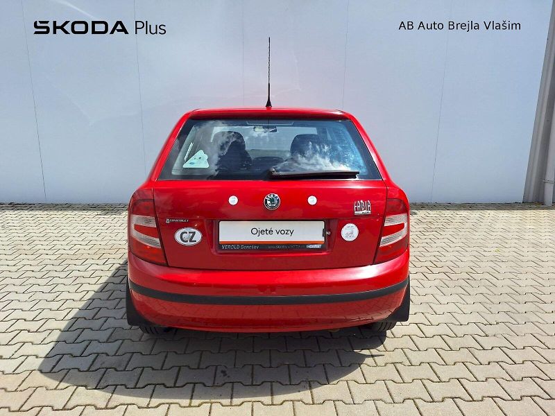 Škoda Fabia (2006) 1.2 HTP / 40 kW / 5MP / Classi - fotka 8 z 33