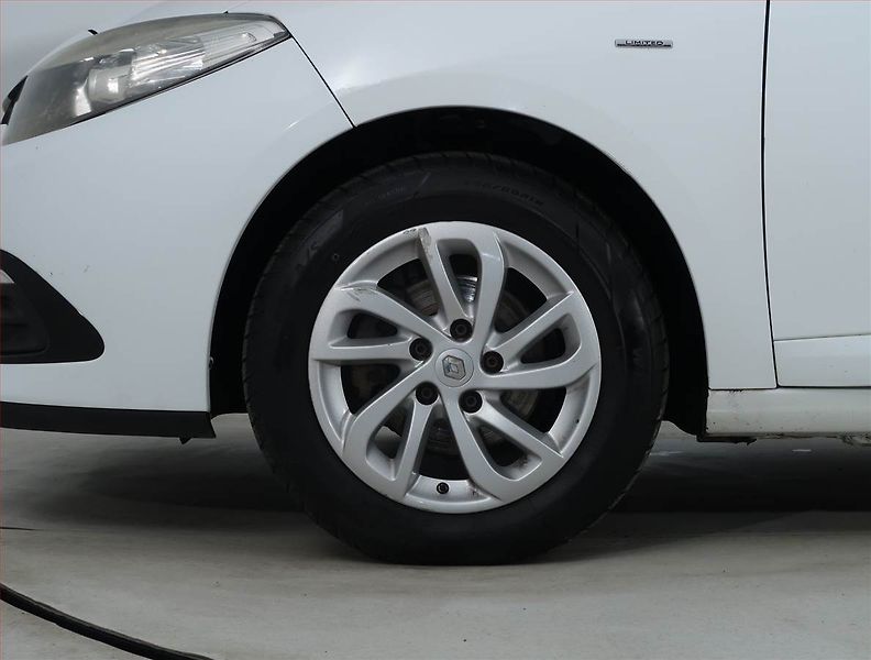 Renault Fluence (2015) 1.6 16V, LPG, Tempomat - fotka 14 z 19