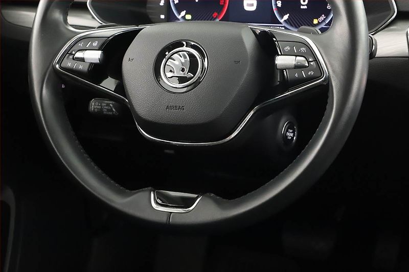 Škoda Superb (2023) Style 2.0 TDI - fotka 16 z 20