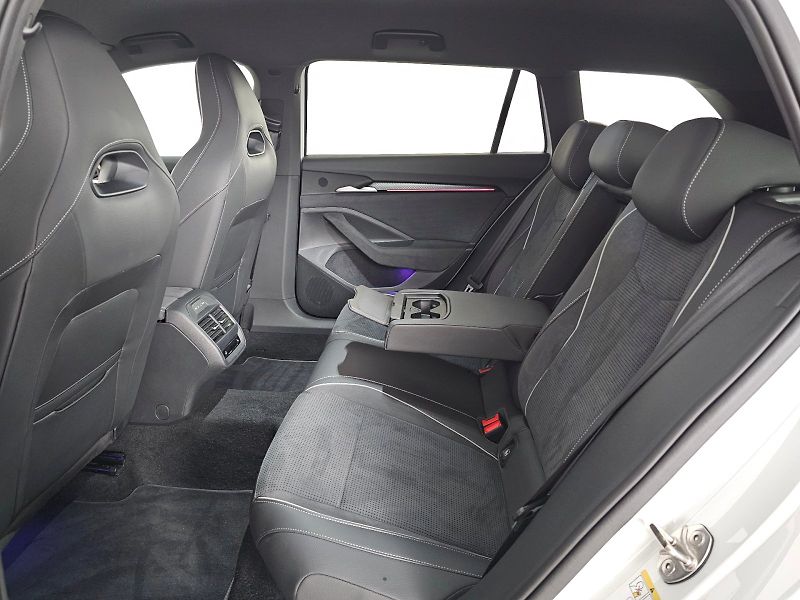 Škoda Superb (2025) 2.0TSi 195kW 4X4 SPORTLINE WEB - fotka 7 z 39