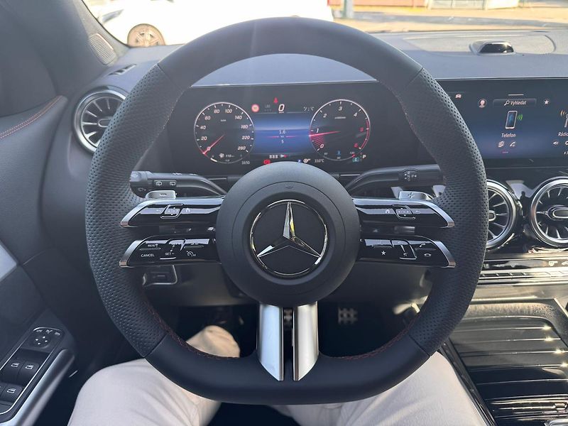 Mercedes-Benz GLA (2026) 200 d 4MATIC - fotka 13 z 22