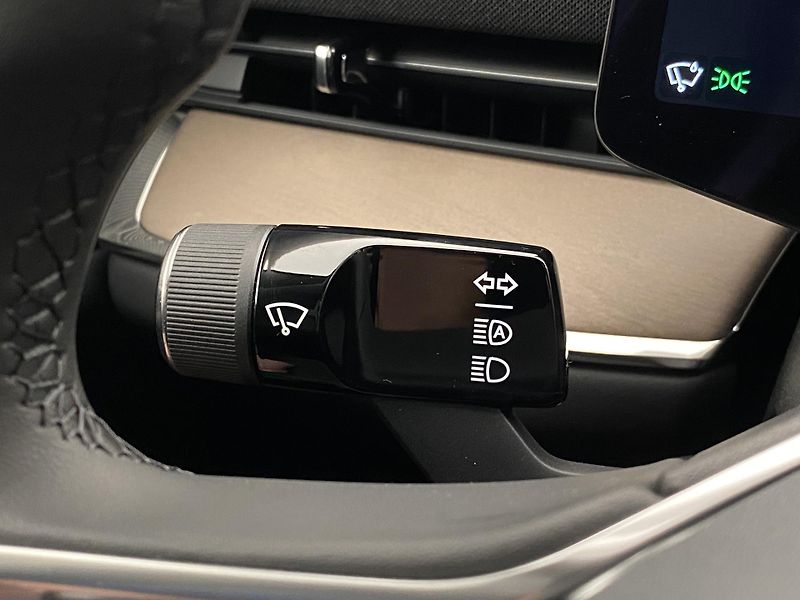 Volvo ES90 (2026) PURE ELECTRIC EXT.SINGLE ULTRA - fotka 30 z 75