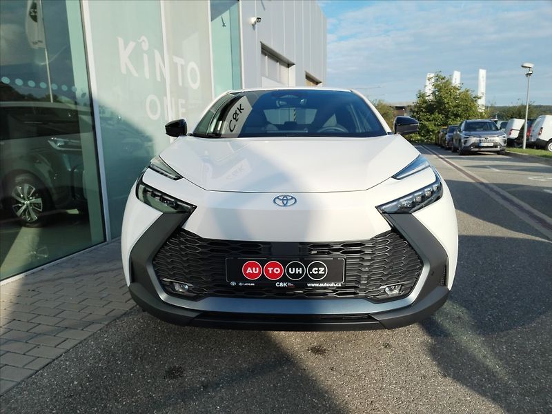 Toyota C-HR (2026) 1.8 HYBRID e-CVT  STYLE - fotka 2 z 12