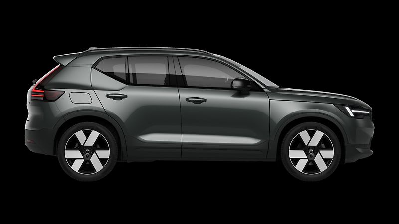 Volvo XC40 (2026) PLUS DARK, B4 FWD, 145+10 kW / - fotka 5 z 10