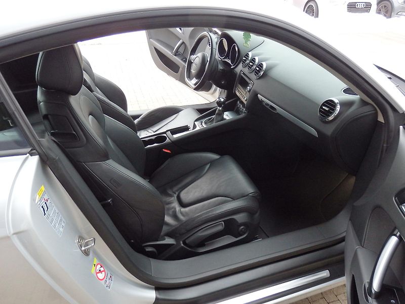Audi TT 2.0 TFSI 147 kW KLIMA, ESP - fotka 10 z 15
