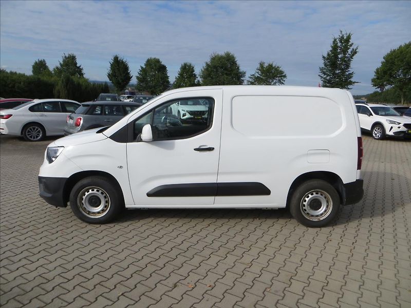 Opel Combo 1,2 Turbo 81 kW Enjoy - fotka 4 z 19