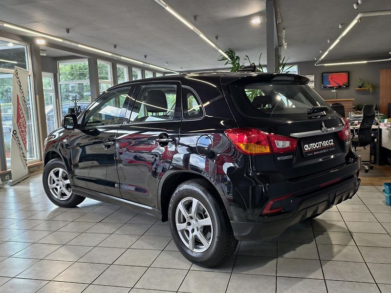Mitsubishi ASX 1.6 MIVEC 86kW 1. majitel ČR - fotka 17 z 17