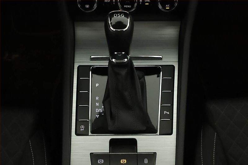 Škoda Superb (2020) Style 1.6 TDI, Automat, Navi - fotka 10 z 20