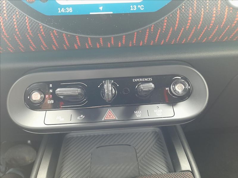 Mini Countryman 0,0 JCW ALL4 - fotka 23 z 31