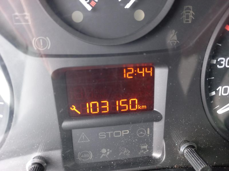 Peugeot Partner (2019) 1.6HDi 73kW ČR DPH - fotka 16 z 17