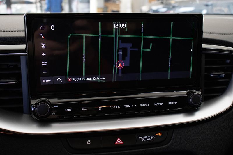 Kia XCeed 1.6 T-GDI GPF 7DCT EXCLUSIVE - fotka 13 z 17