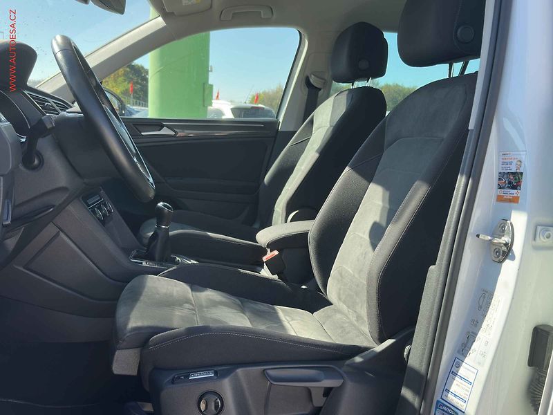Volkswagen Tiguan (2019) 1.5 TSI, ČR, Marathon, STK6 - fotka 9 z 23