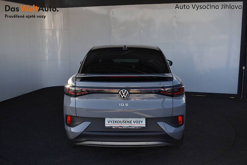 Volkswagen ID.5 (2023) Pro 150kW 82kWh,MATRIX - fotka 6 z 23