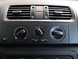 Škoda Roomster (2011) Ambition 1.2 TSI - náhled 16