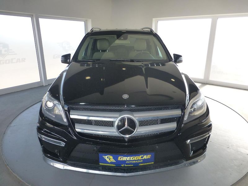 Mercedes-Benz GL (2014) 500-320KW*XENONY**7MÍST - fotka 3 z 33