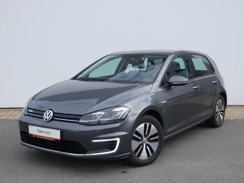 Volkswagen e-Golf (2020) Comfortline 100kW SoH 87% - fotografie inzerátu
