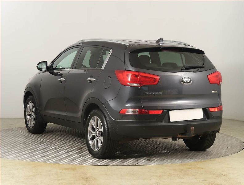 Kia Sportage (2016) 1.7 CRDi, Kůže, Navi, Tempomat - fotka 4 z 24