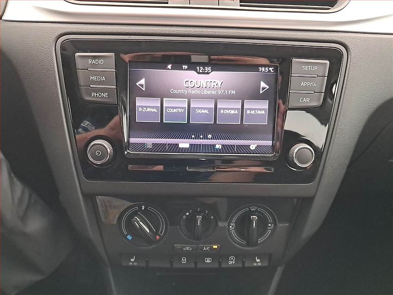 Škoda Rapid (2019) Ambition Plus 1.0 TSI - fotka 12 z 16