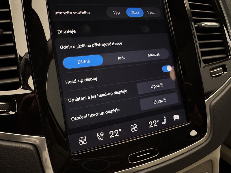 Volvo XC90 B5 AWD ULTIMATE AUT  - fotka 42 z 52