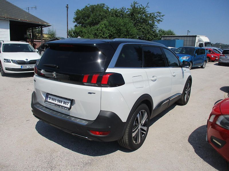 Peugeot 5008 (2019) 2,0 HDi - fotka 3 z 11