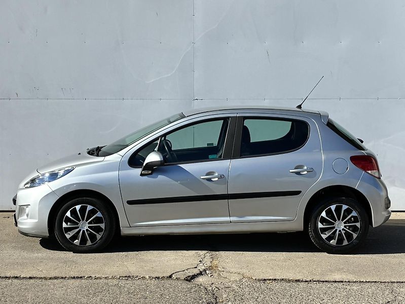 Peugeot 207 1.4 16V VTi Active - fotka 8 z 18