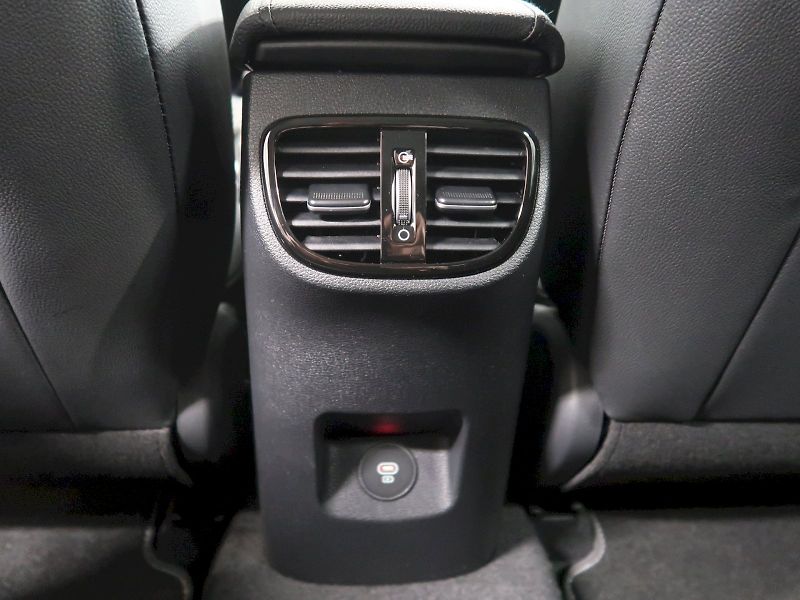 Kia XCeed (2025) TOP 1.5T-GDI 103KW DCT - fotka 33 z 35